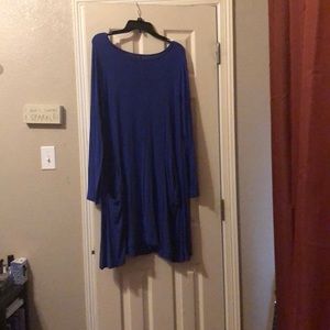 Longsleeve navy blue dress with pockets